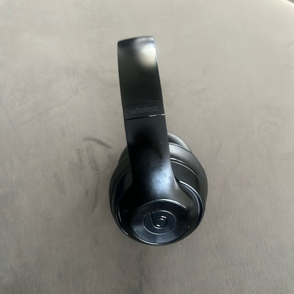 Beats Studio 3